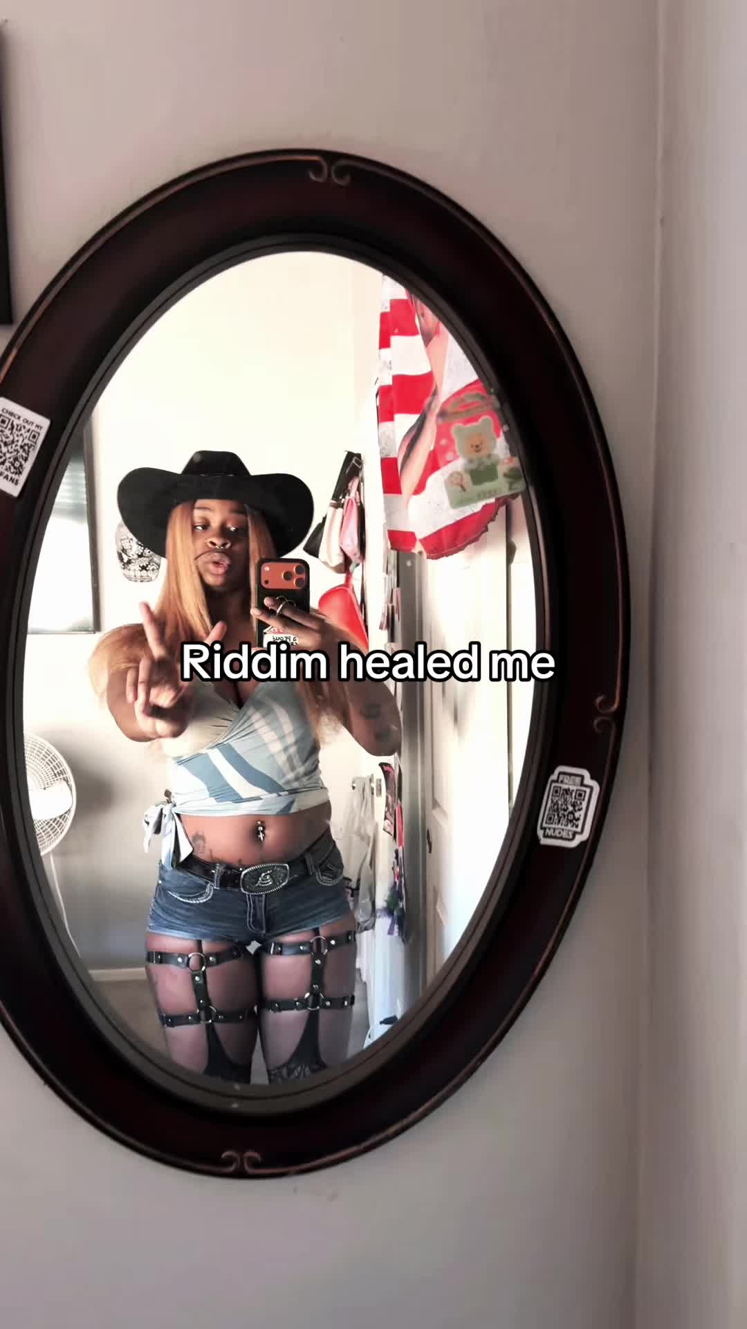 @urmomsbushy