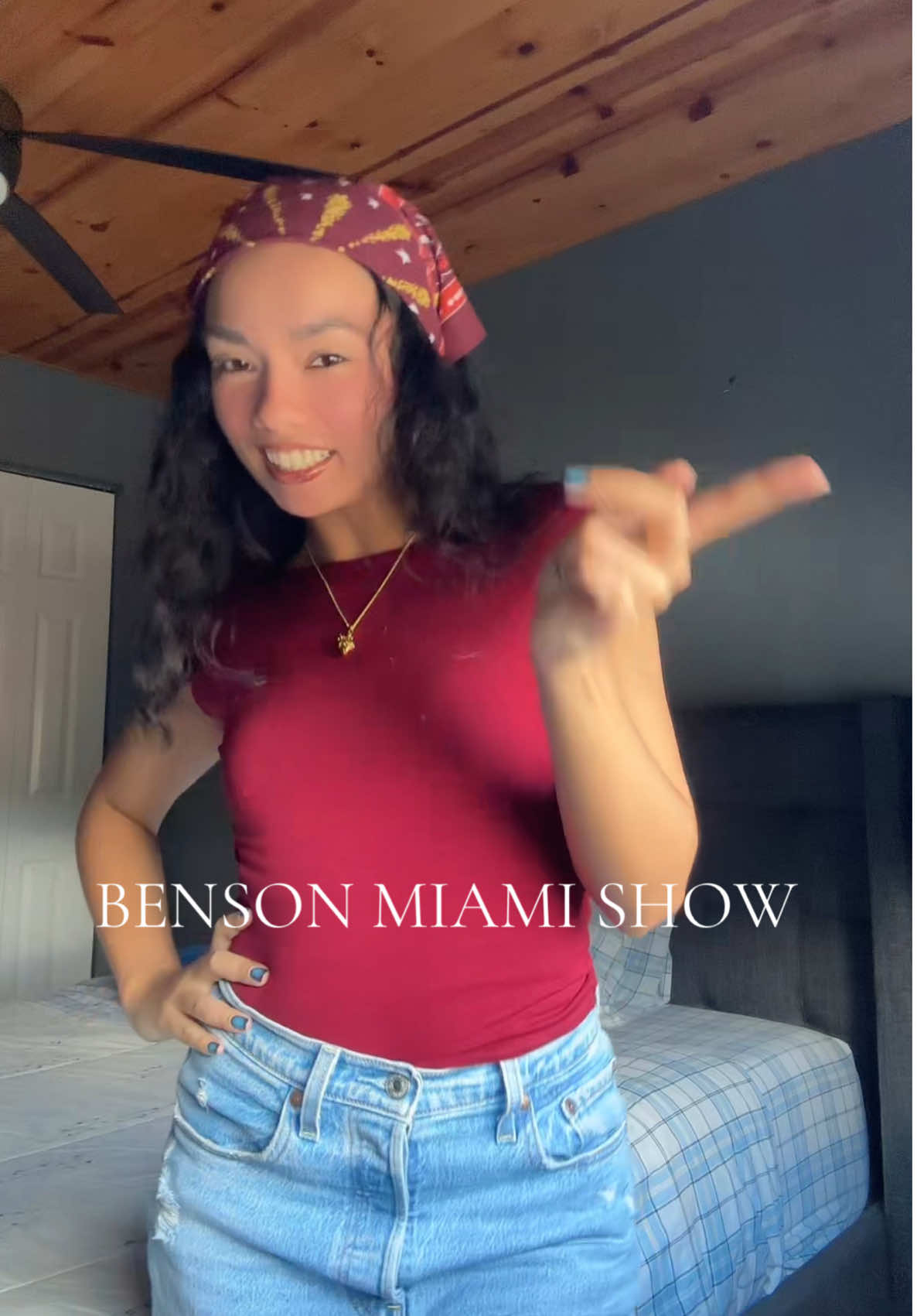 @isabella