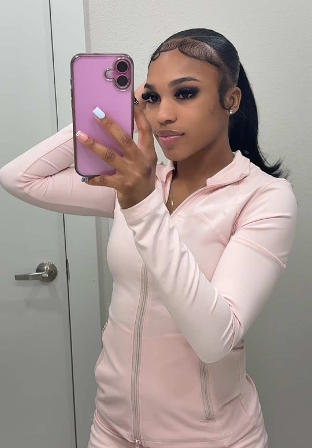 @Dontamia