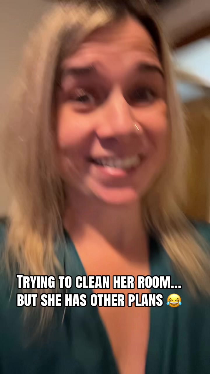 @Hotmomvibes