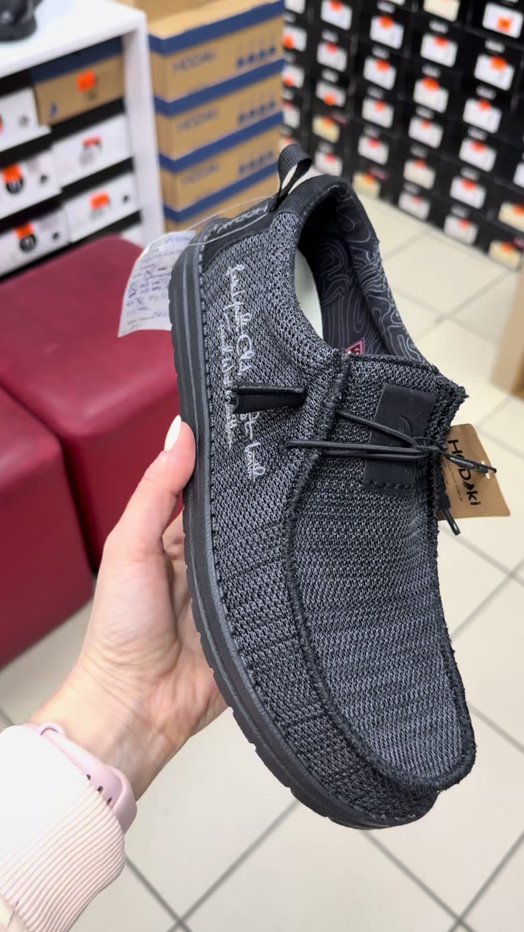 @Whitelion.shoes