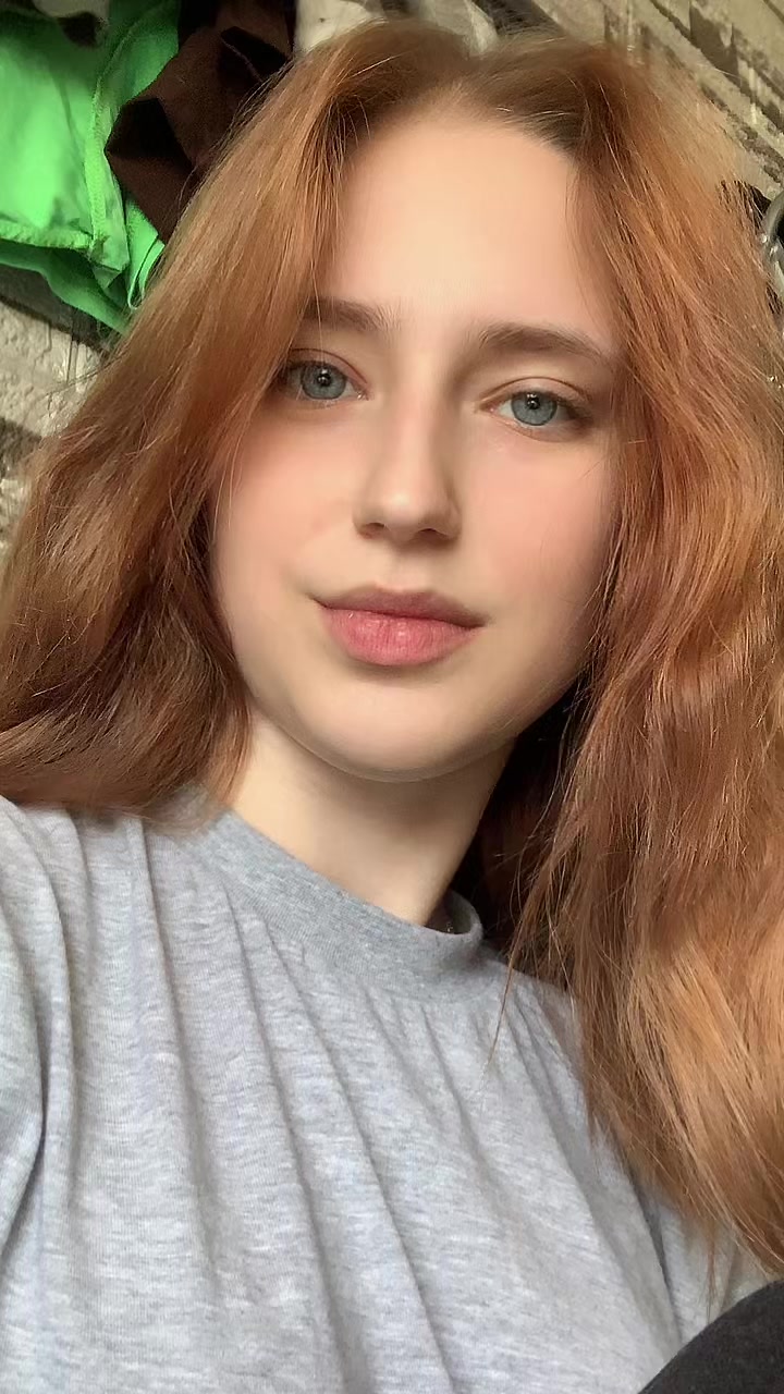 @(づ｡◕‿‿◕｡)づ