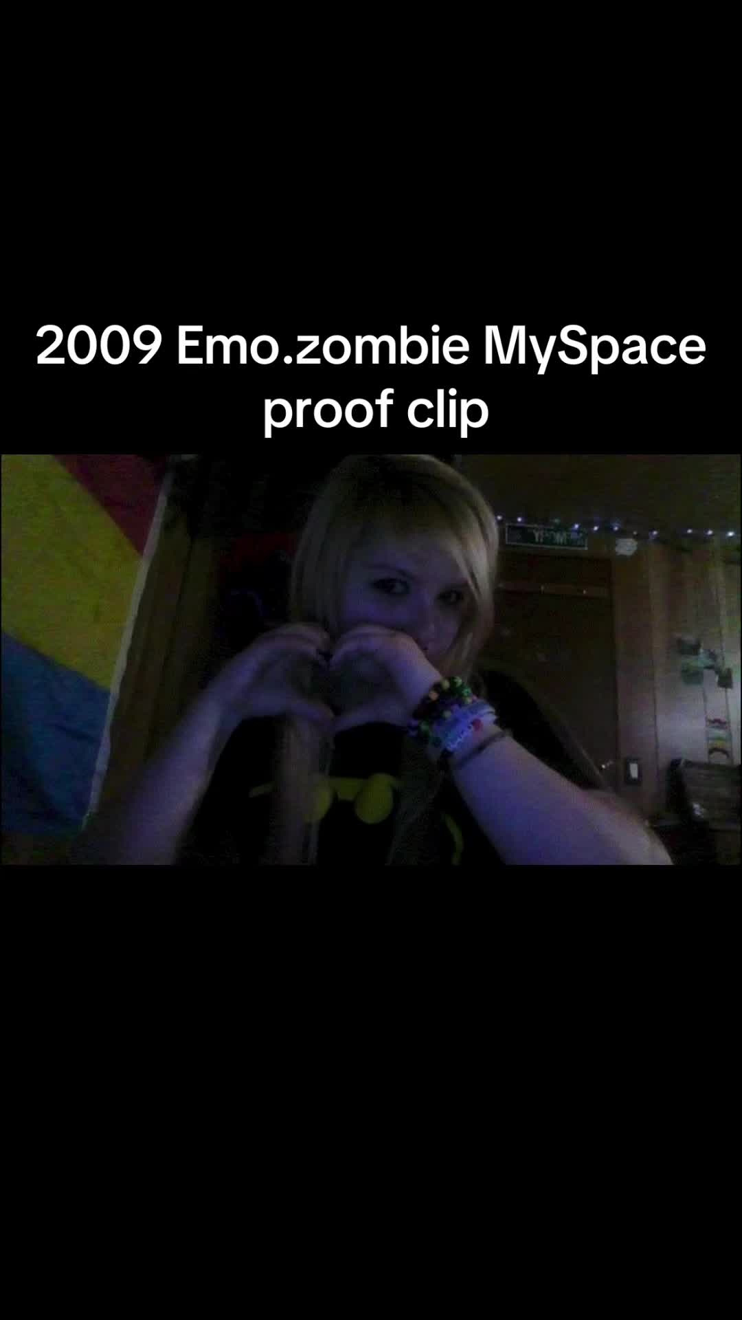 @⦻emo.zombie⦻