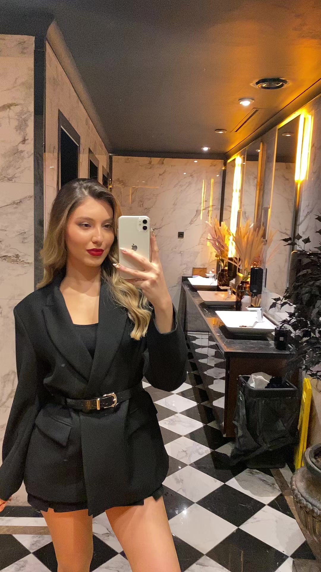@g&uuml;l