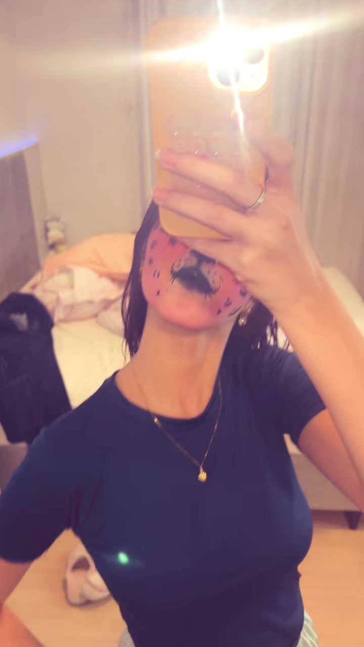 @gabisahks