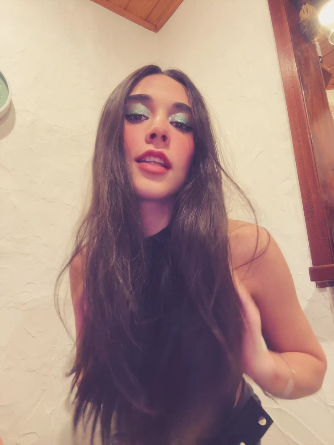 @Anyu💋 se pronuncia SH
