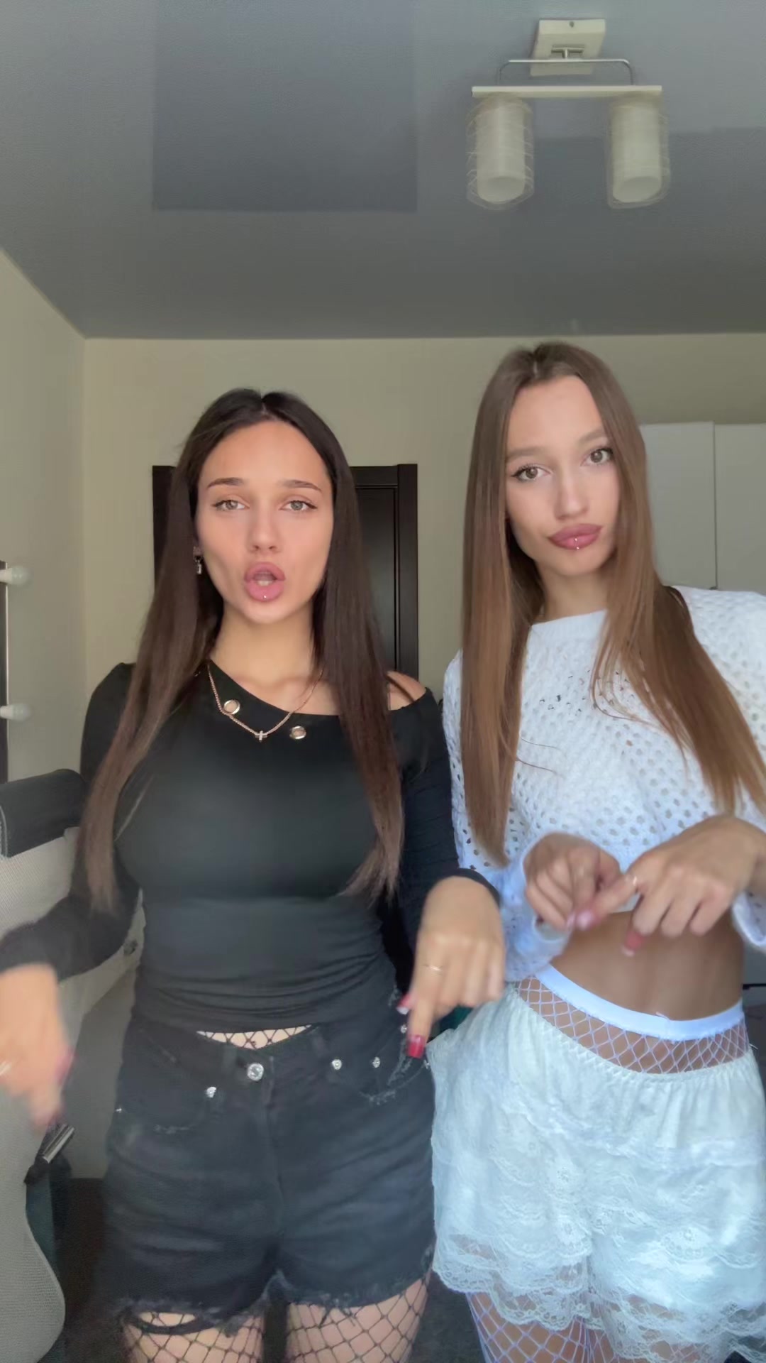 @Nina