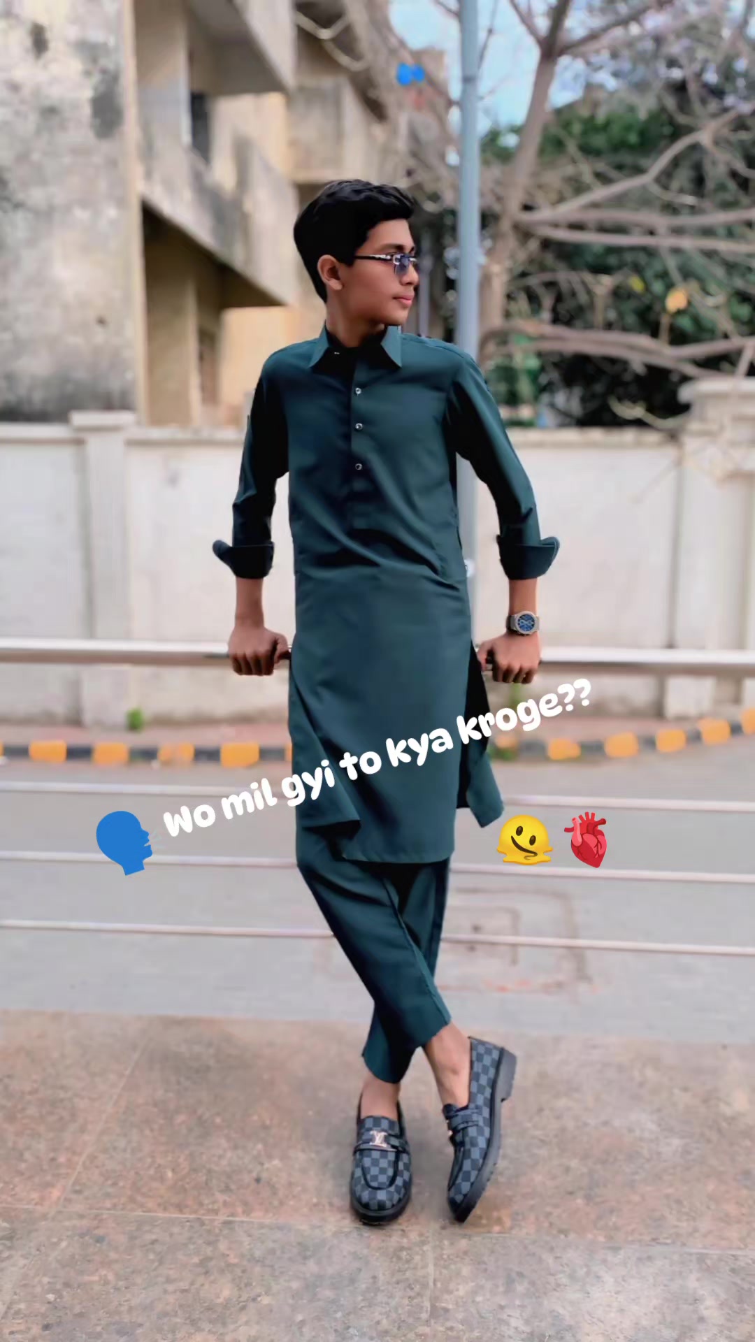 @MANAN SHIEKH 👑