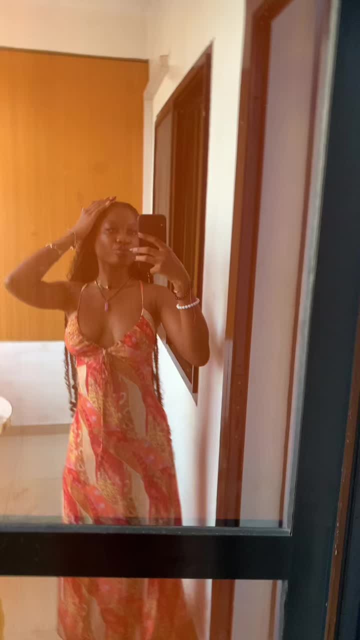 @Elle🦋❤️✨
