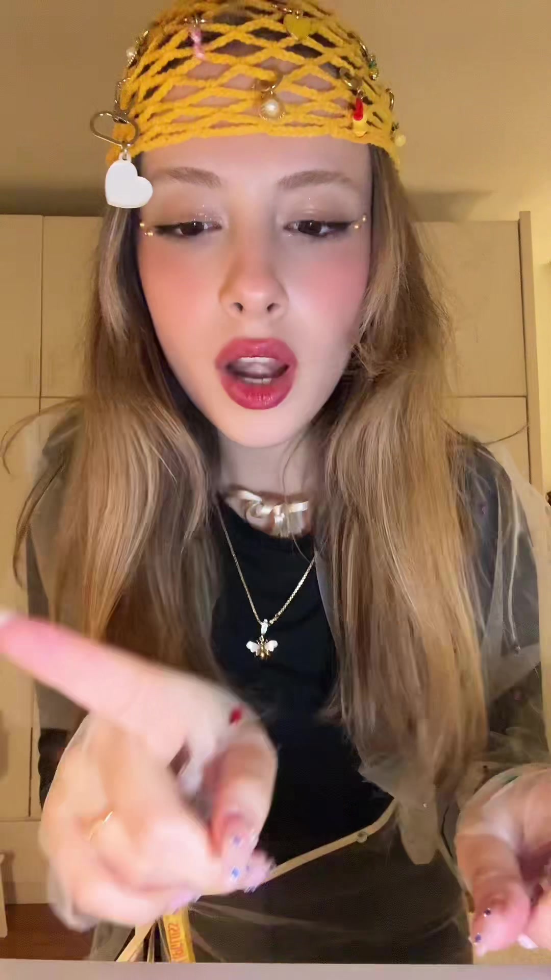 @Elif Sara&ccedil;