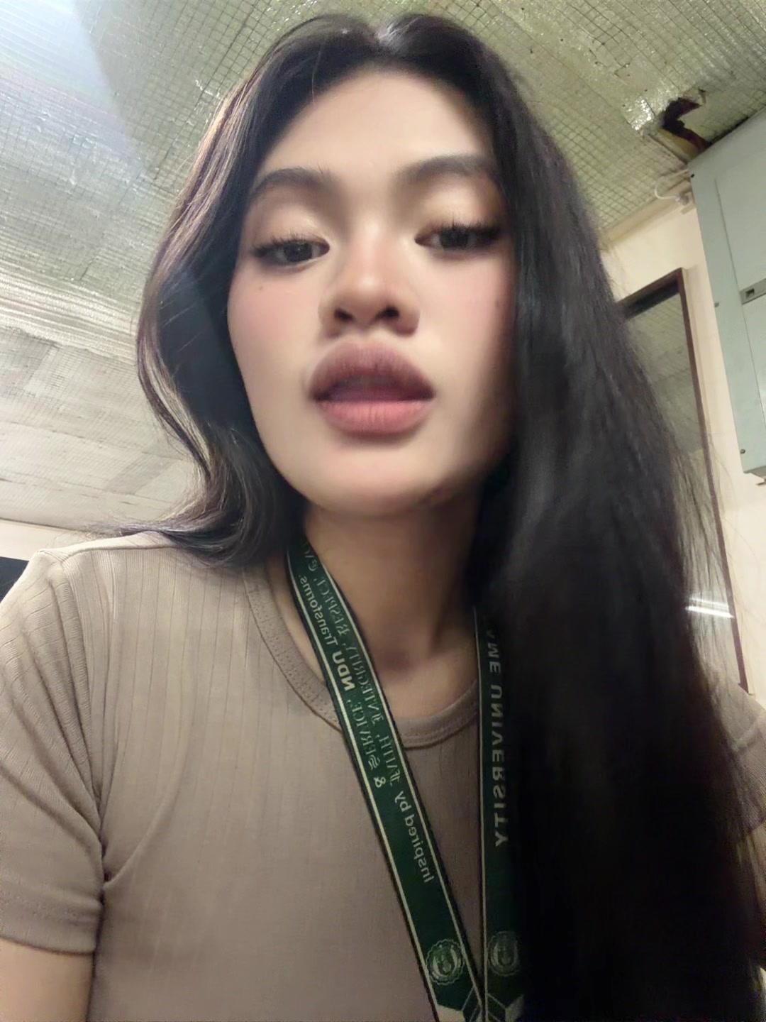 @Honey🐝
