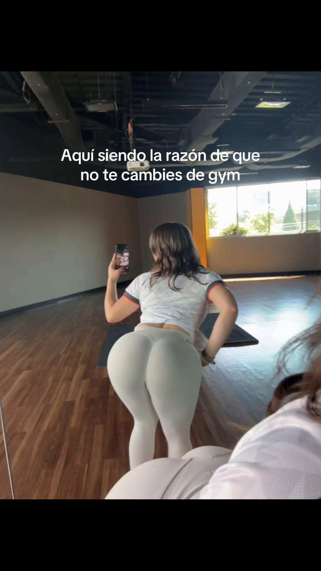 @ximena_blair