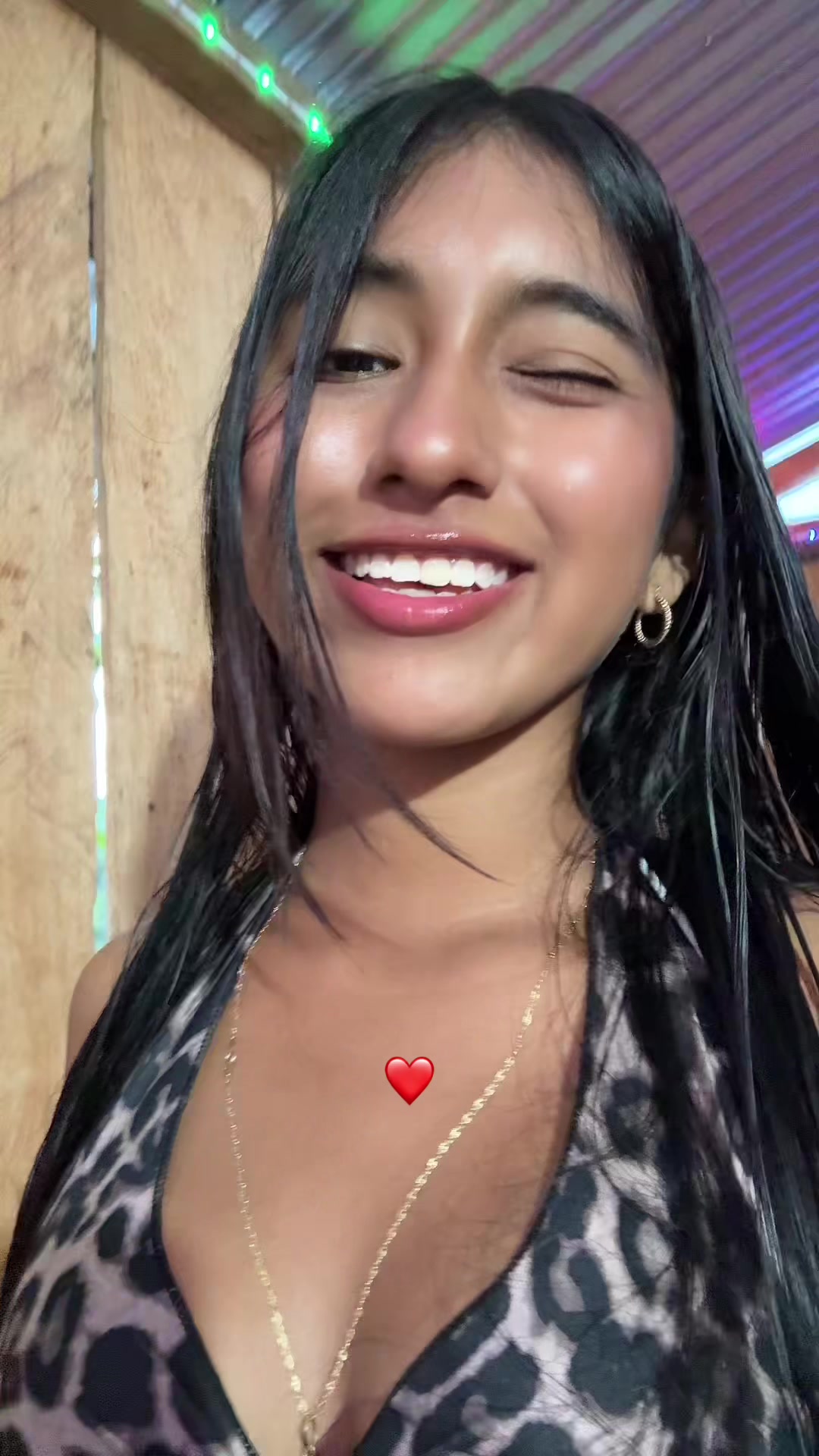 @👸🏽🐉