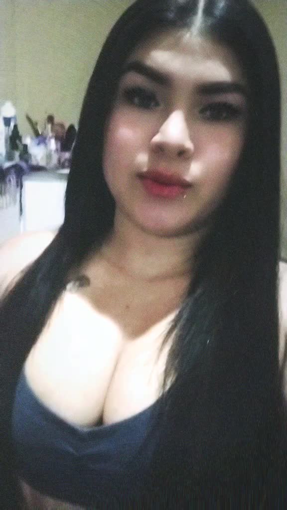 @NisandraO