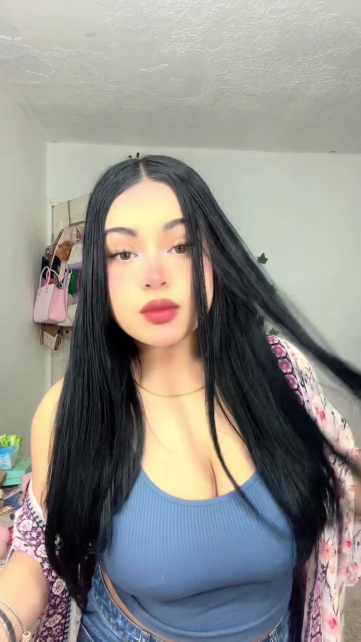@𝕿𝖚 𝕭𝖆𝖇𝖞 𝕭𝖗𝖆𝖙𝖟 🎀