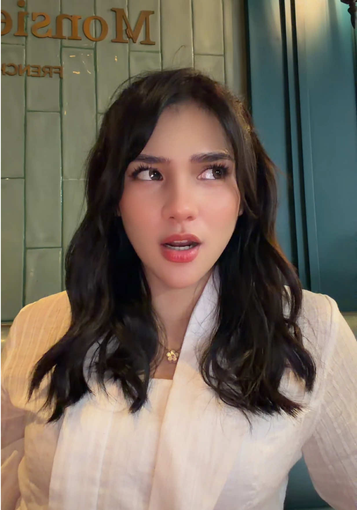 @Davina Karamoy