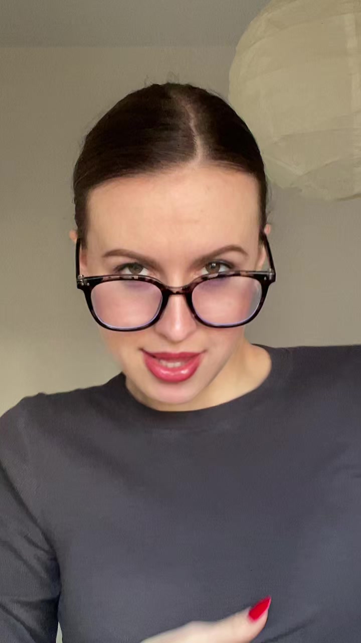 @valeriealexx