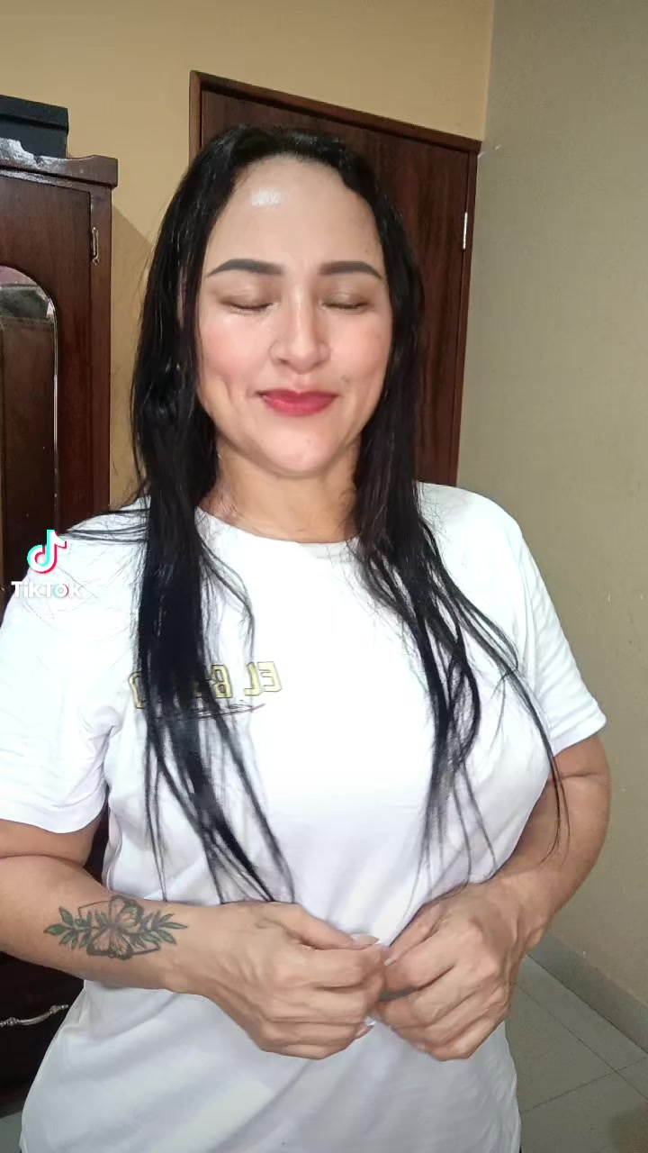 @lucesita infante🇪🇨