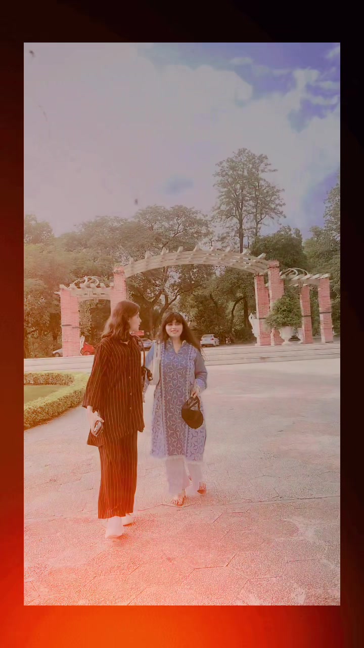 @DUA KHAN ✨