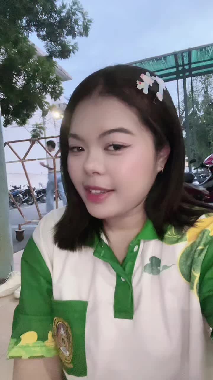 @หญิงกี้.🦋