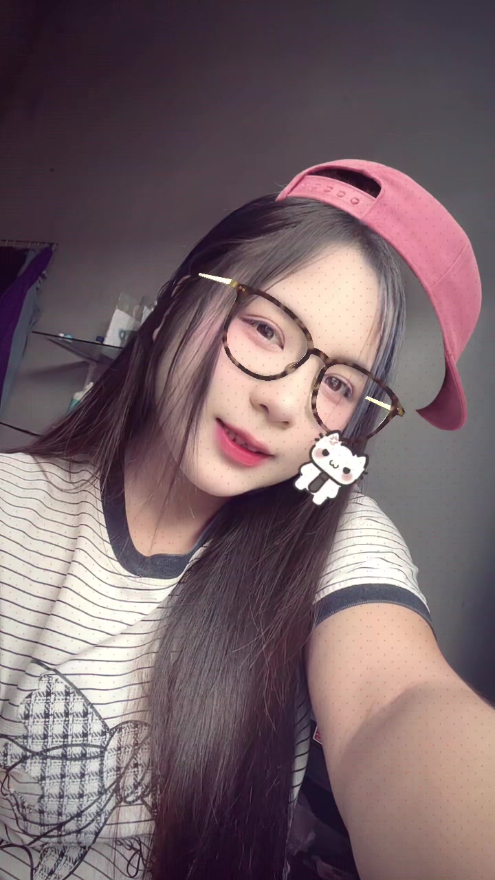 @น้ำฝนชอบกินชาเขียว🍵