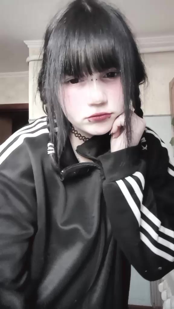 @N A S T Y A