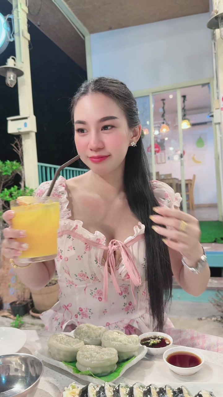 @น้องบัว ริศเยอะ