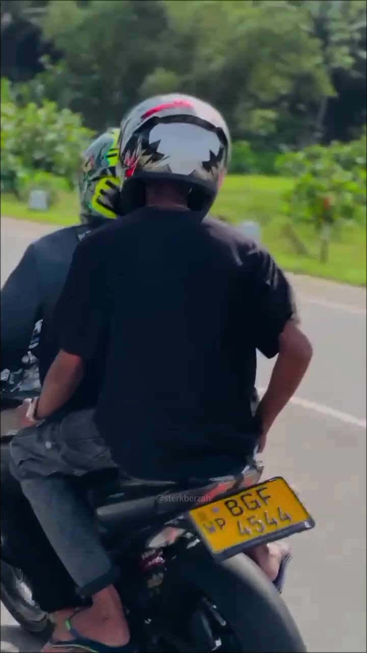@𝐒𝐀𝐕𝐈𝐍𝐃𝐔! 🇱🇰