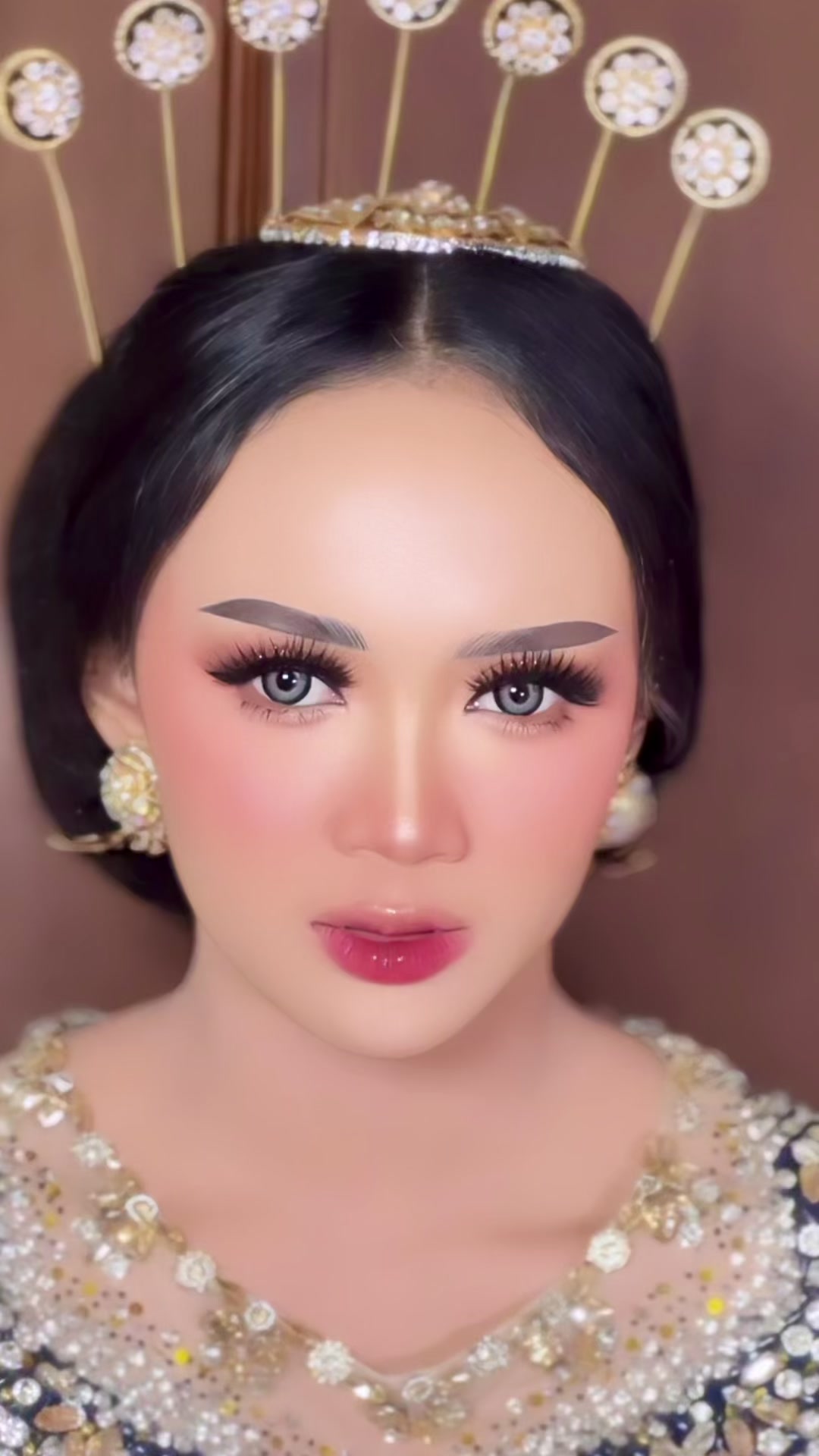 @idamakeuppati