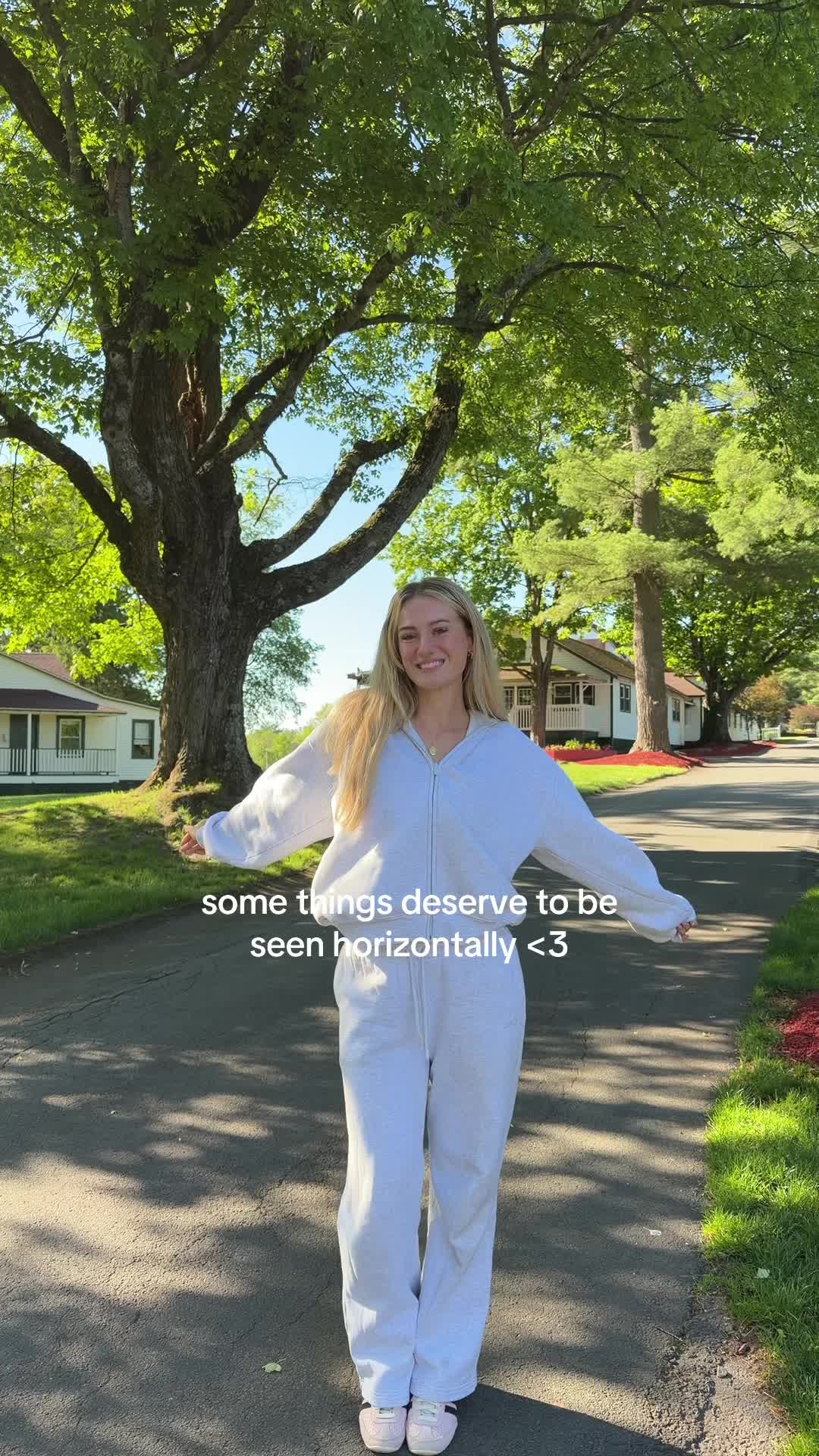 @Victoria 🦋