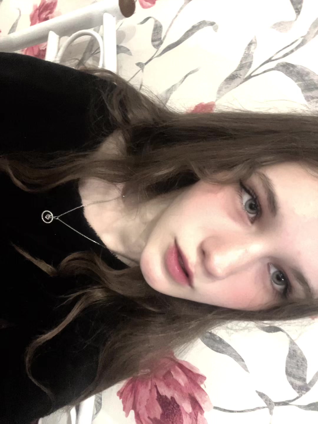 @Аника✨