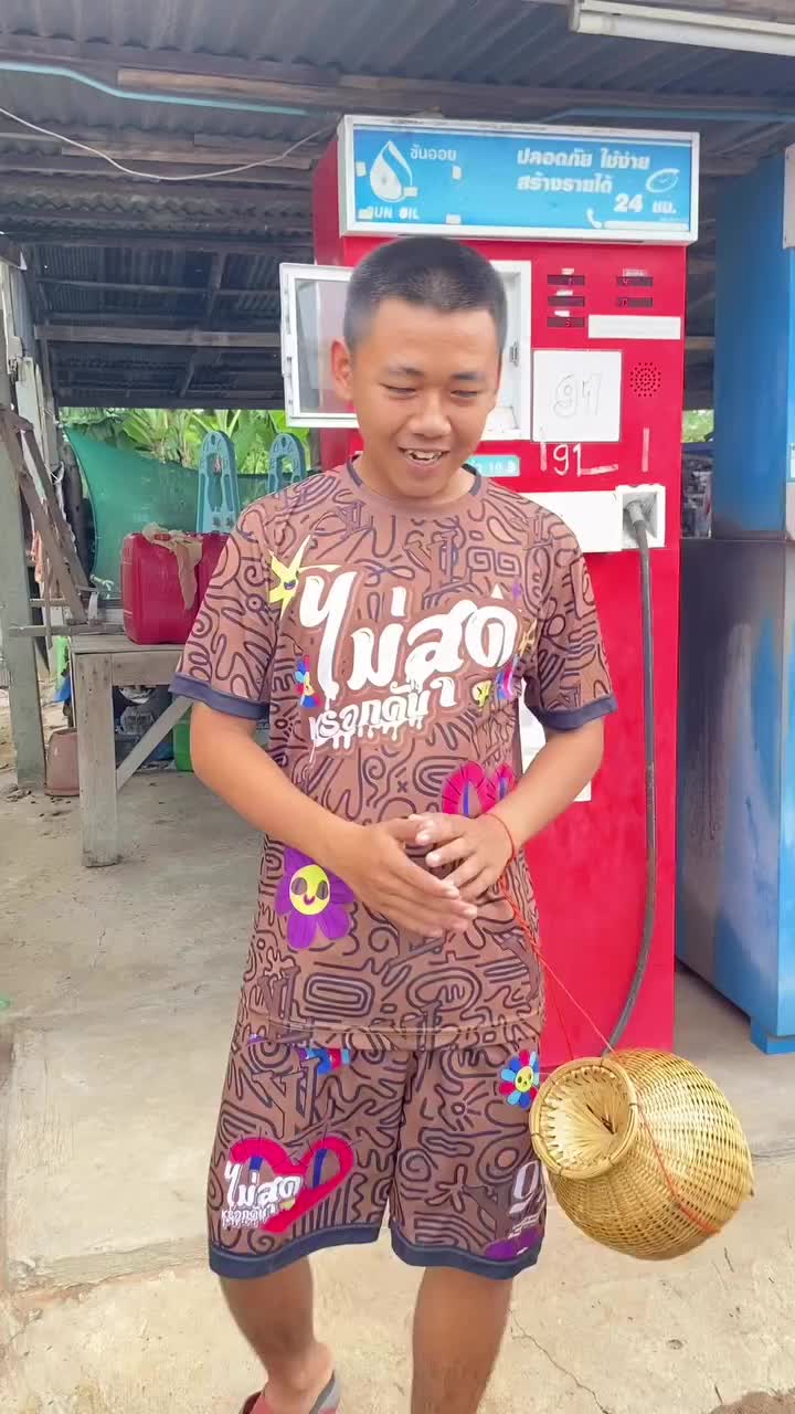 @น้องฝน ชอบกินนม