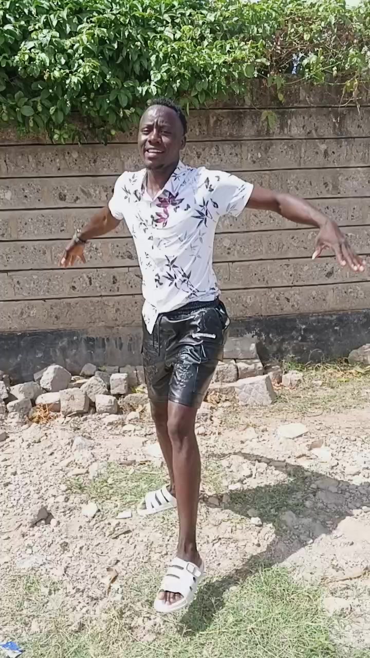 @👑 GEOFFREYKINGDANCER