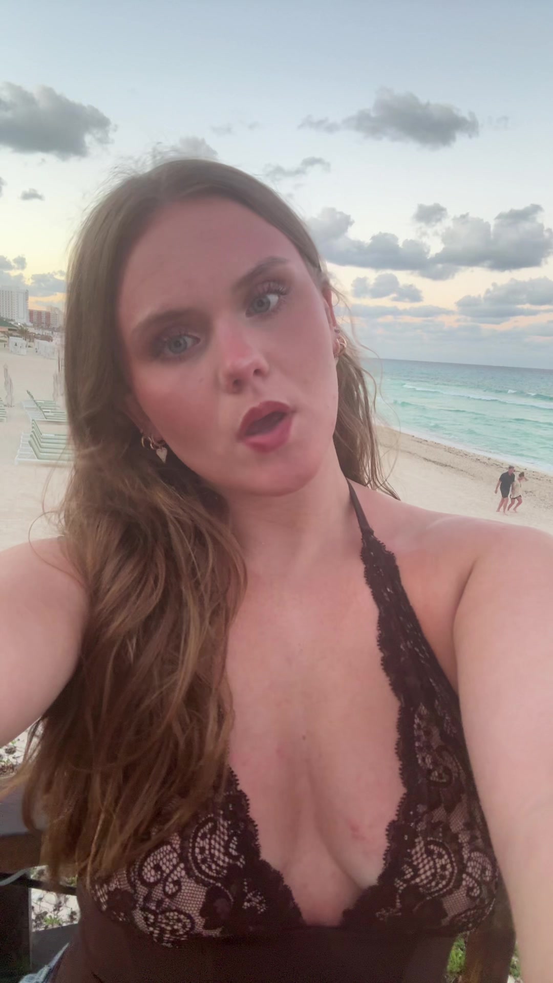 @Hi
