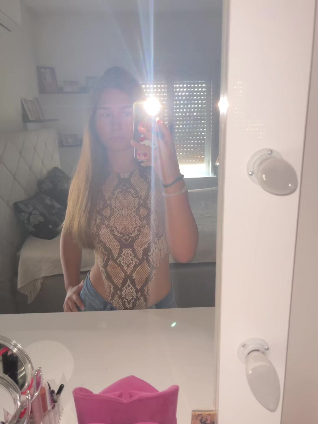 @laaraa