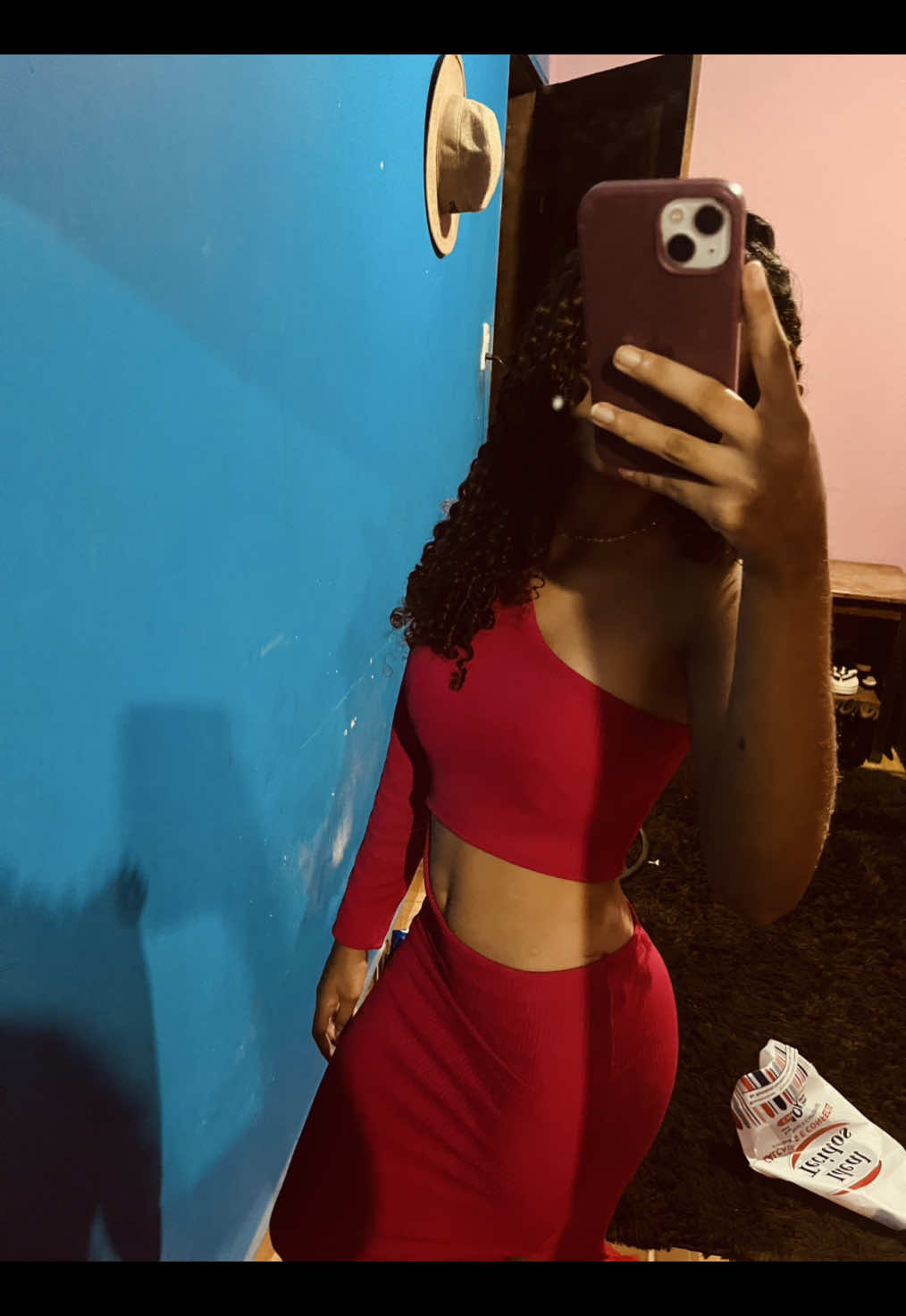 @yasneiff