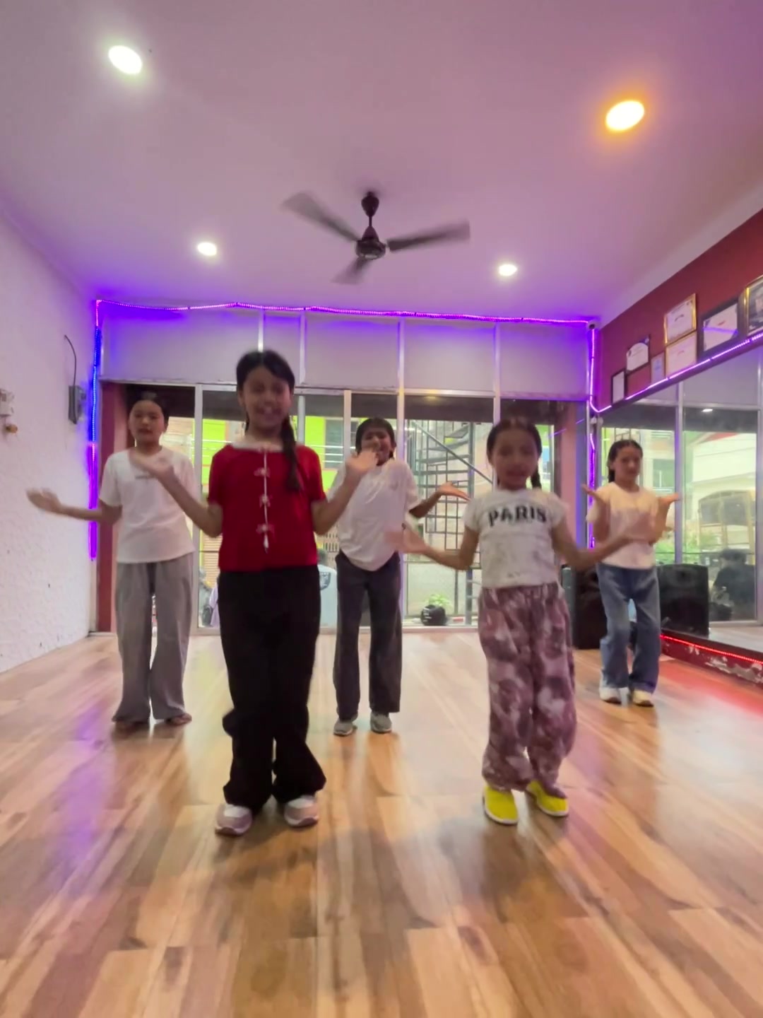@NT DANCE STUDIO