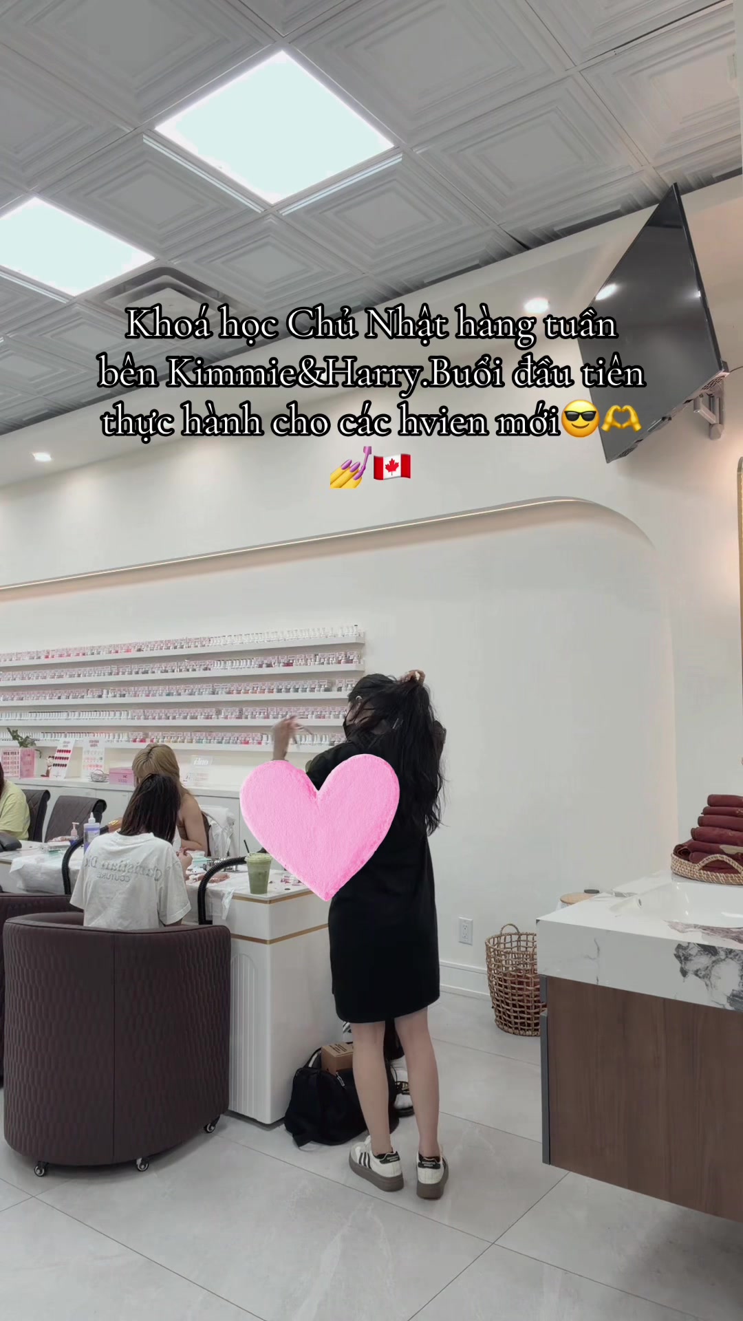 @KimmieNails🇻🇳&hearts;️🇨🇦Tấu H&agrave;i😜