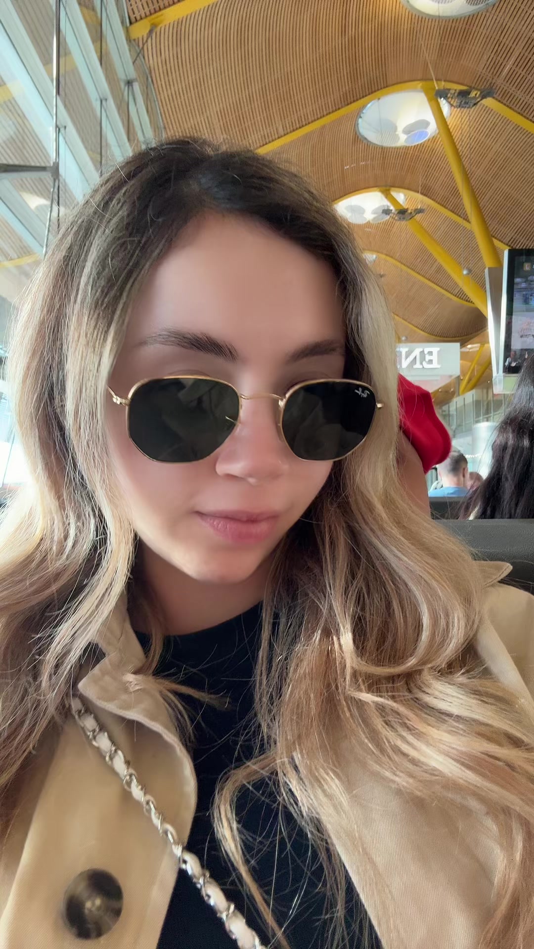 @Mónica