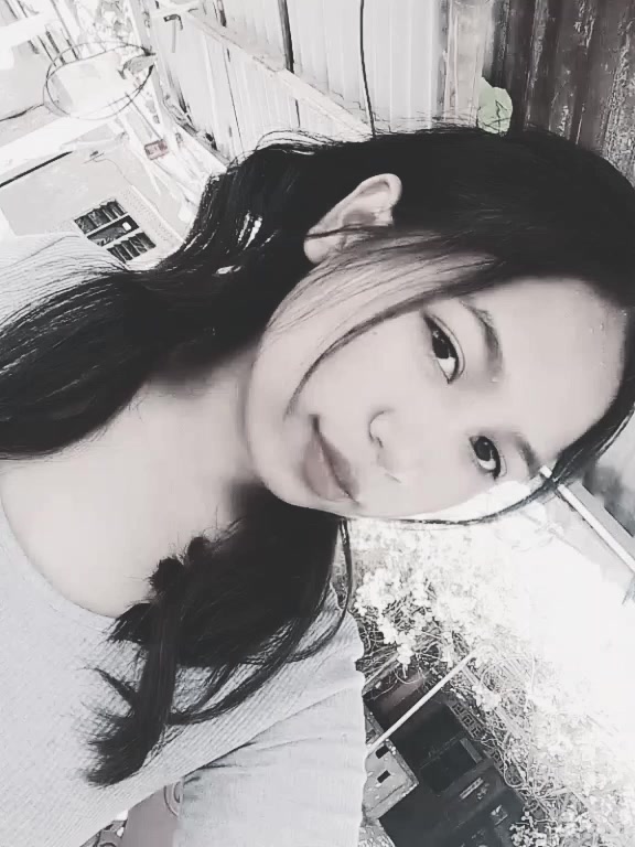 @EzhyNoii🫠