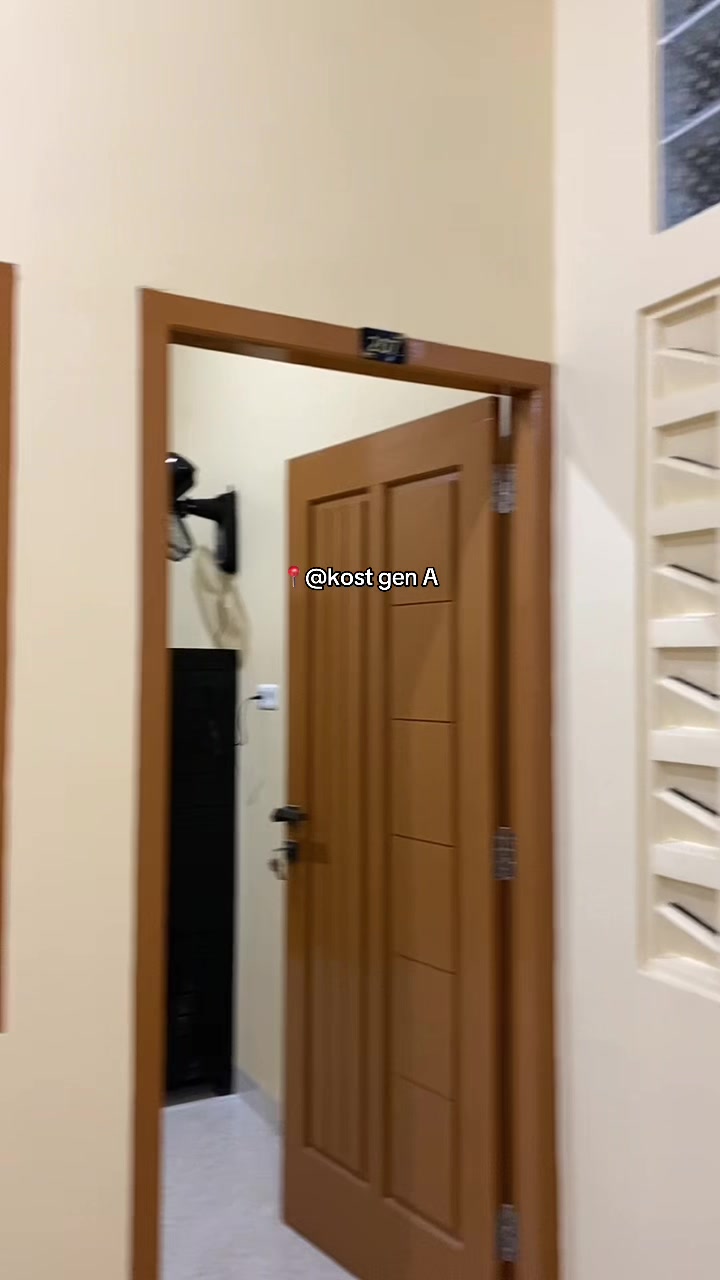 @Mendadakenak_plg