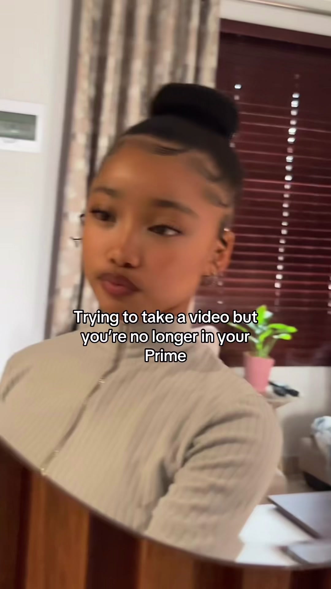@🧎