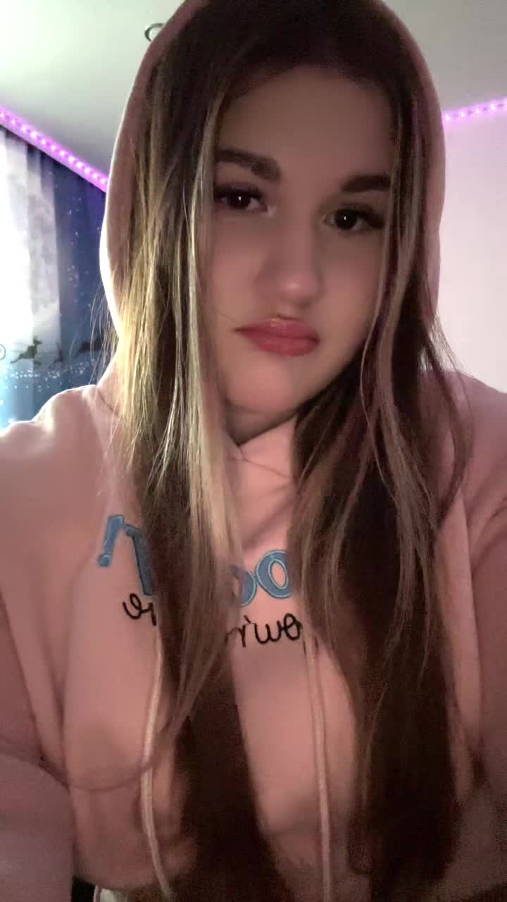 @𝕖𝕧𝕠_𝕣𝕜𝕒🦋