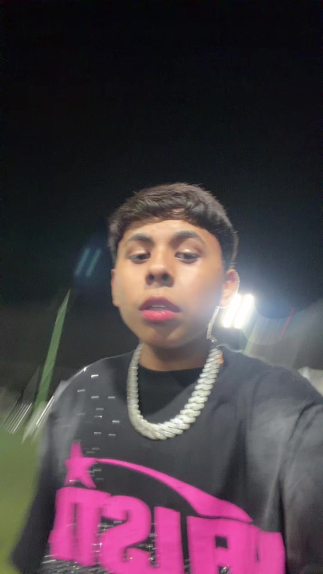 @charlychivas10