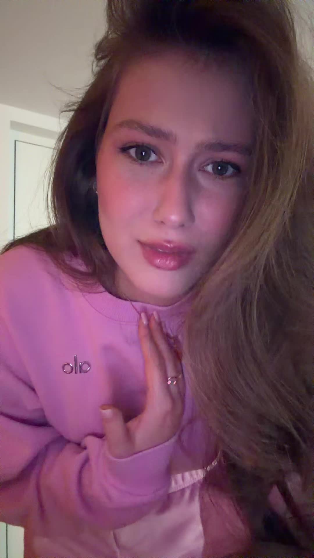 @alinaa