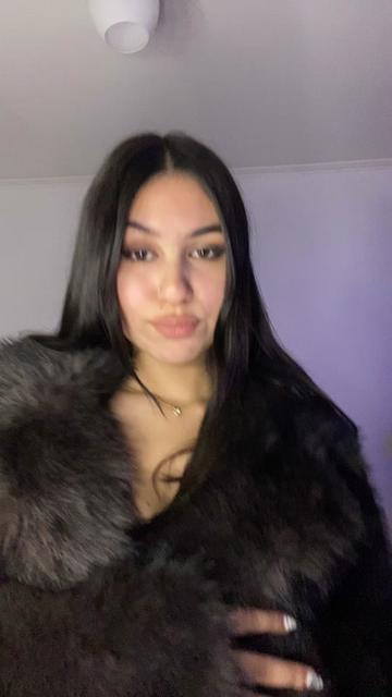 @Camila🤎