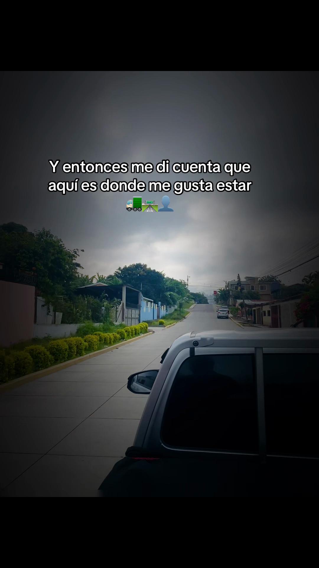 @🎭 { Dennis 🫩🎭}