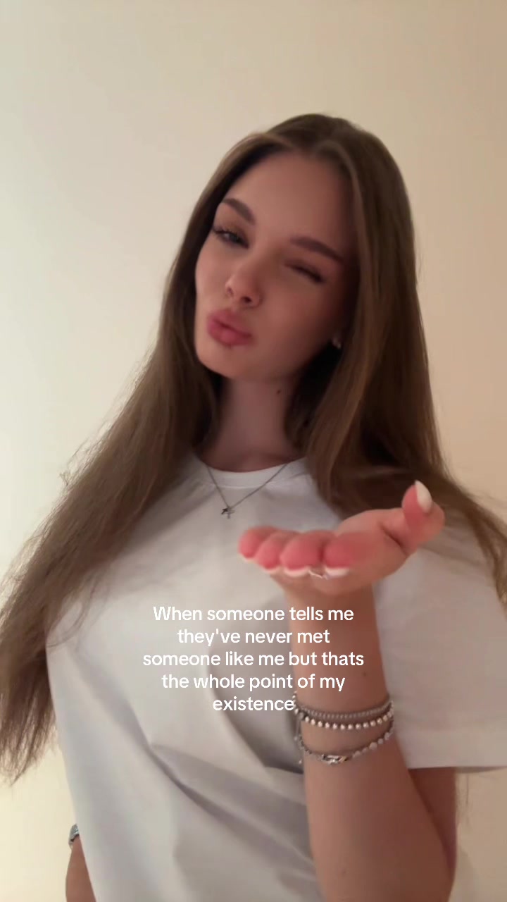 @Sophia