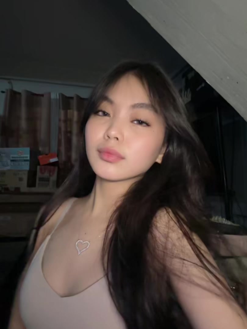 @Zahlia
