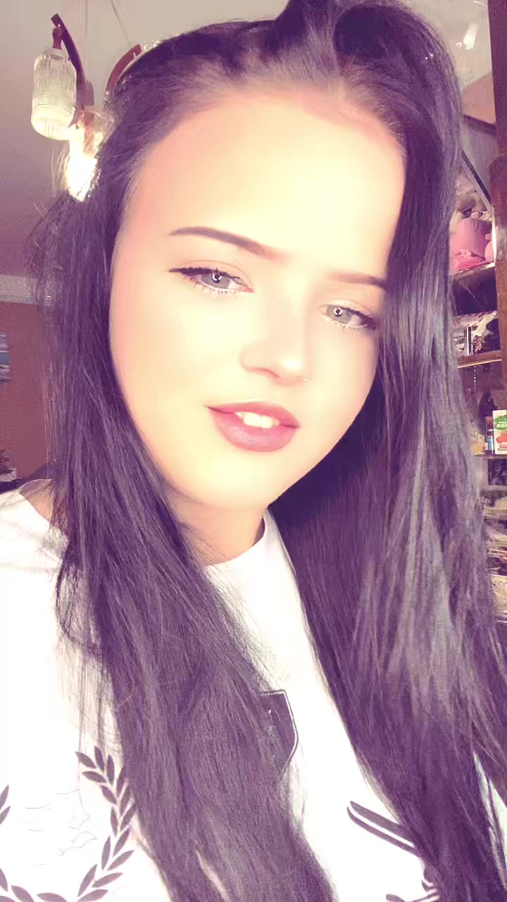 @Маленька